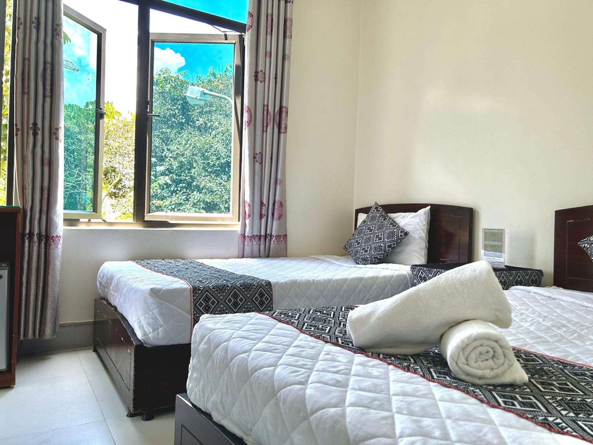 Frontier Hostel & Tours Diện Biên Phủ Exteriér fotografie